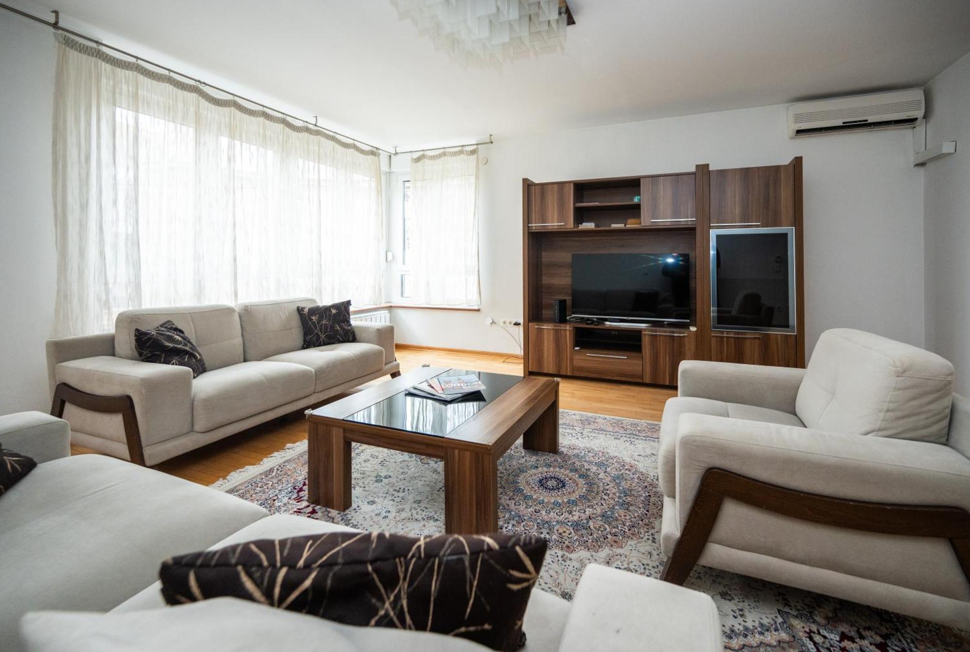 Apartment Spacious & Modern In The Centre *