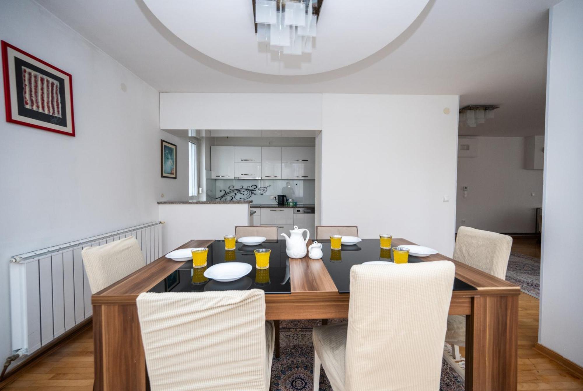 Apartment Spacious & Modern In The Centre *